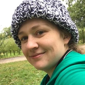 Meet your Posher, Esther